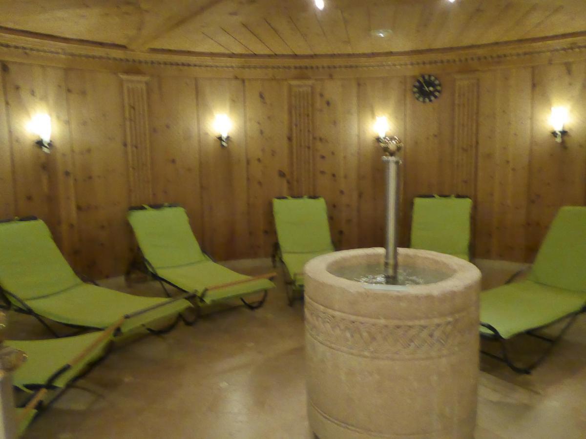 Sporthotel Rasen Rasun di Sotto Luaran gambar